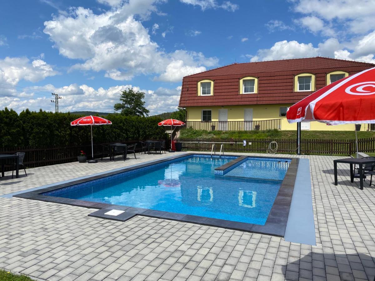 Penzion Kamejk Kamyk nad Vltavou Extérieur photo