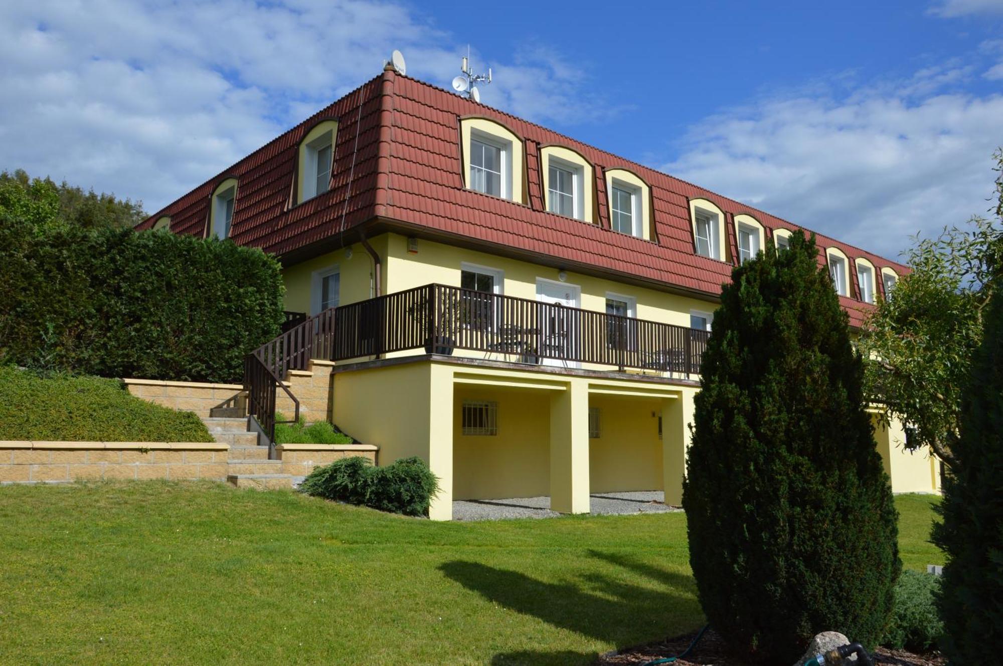 Penzion Kamejk Kamyk nad Vltavou Extérieur photo