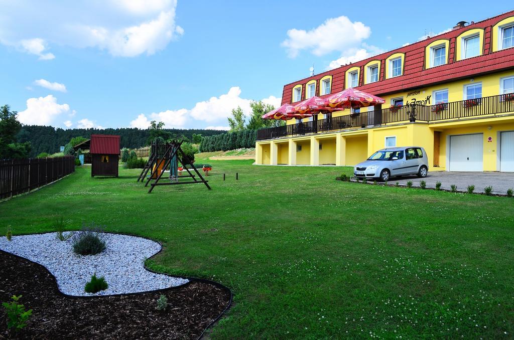 Penzion Kamejk Kamyk nad Vltavou Extérieur photo