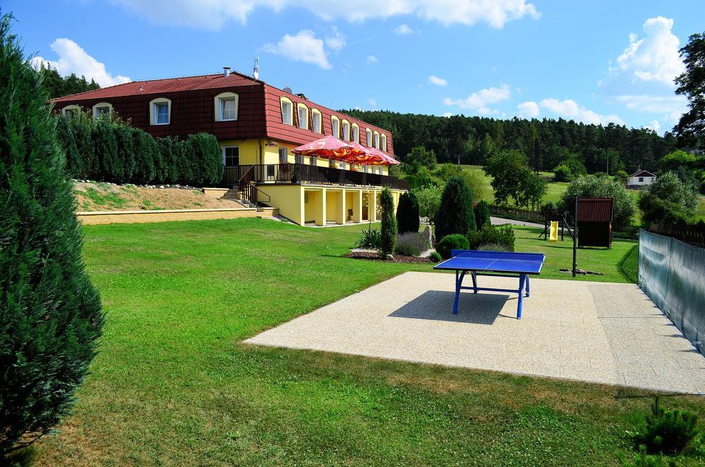 Penzion Kamejk Kamyk nad Vltavou Extérieur photo