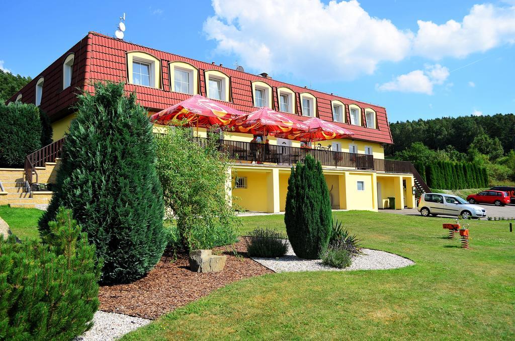 Penzion Kamejk Kamyk nad Vltavou Extérieur photo