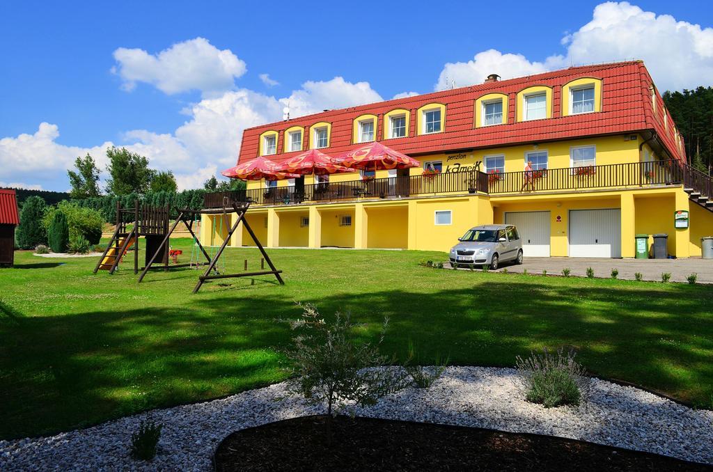 Penzion Kamejk Kamyk nad Vltavou Extérieur photo